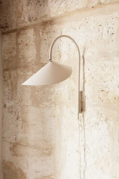 Ferm LIVING Lampe Murale Arum Swivel -Belid Magasin 573057 01 42 EnvironmentImage 1c8c7db16c